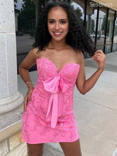 Gorgeous Sweetheart Strapless Lace Appliques Short Mini Dress Homecoming Dress